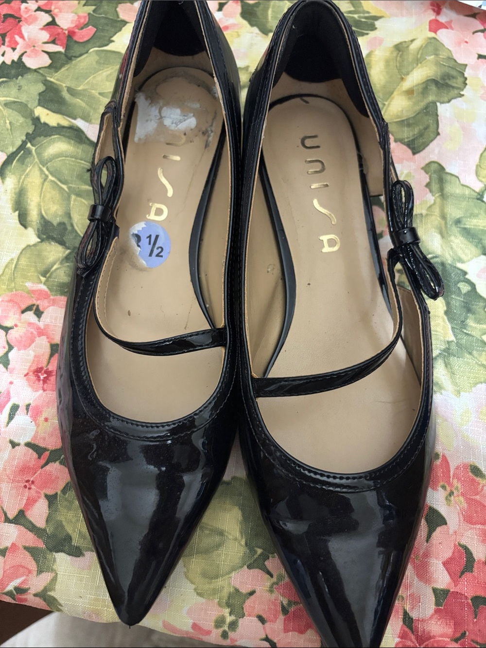 Unisa Black Patent Pointed-Toe Mary Jane Flats with Bow Accent